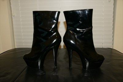 Sexy Black Patent Platform Stripper Boots size 10 Ellie