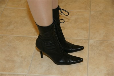 Sexy Steve Madden Lace up Black Granny Boots DYCE